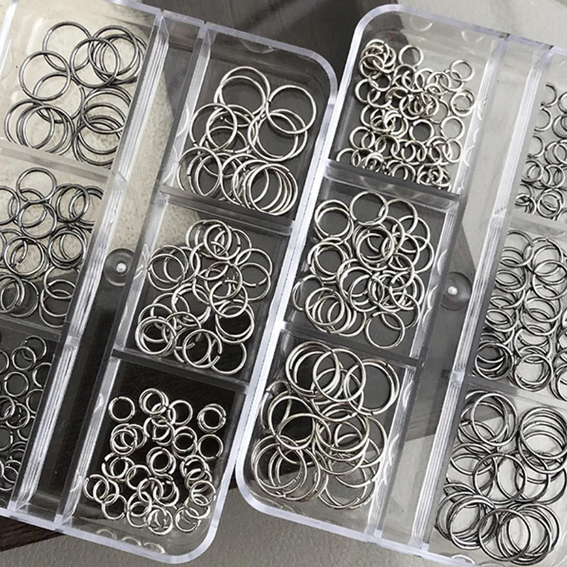 جديد 6 خانات من حلقات دائرية مثقوبة بتصميم بانك متنوعة، مصنوعة من سبيكة بلون أبيض K وأسود مسدسي، مزينة بأحجار الراين على شكل مسامير، زينة مانيكير