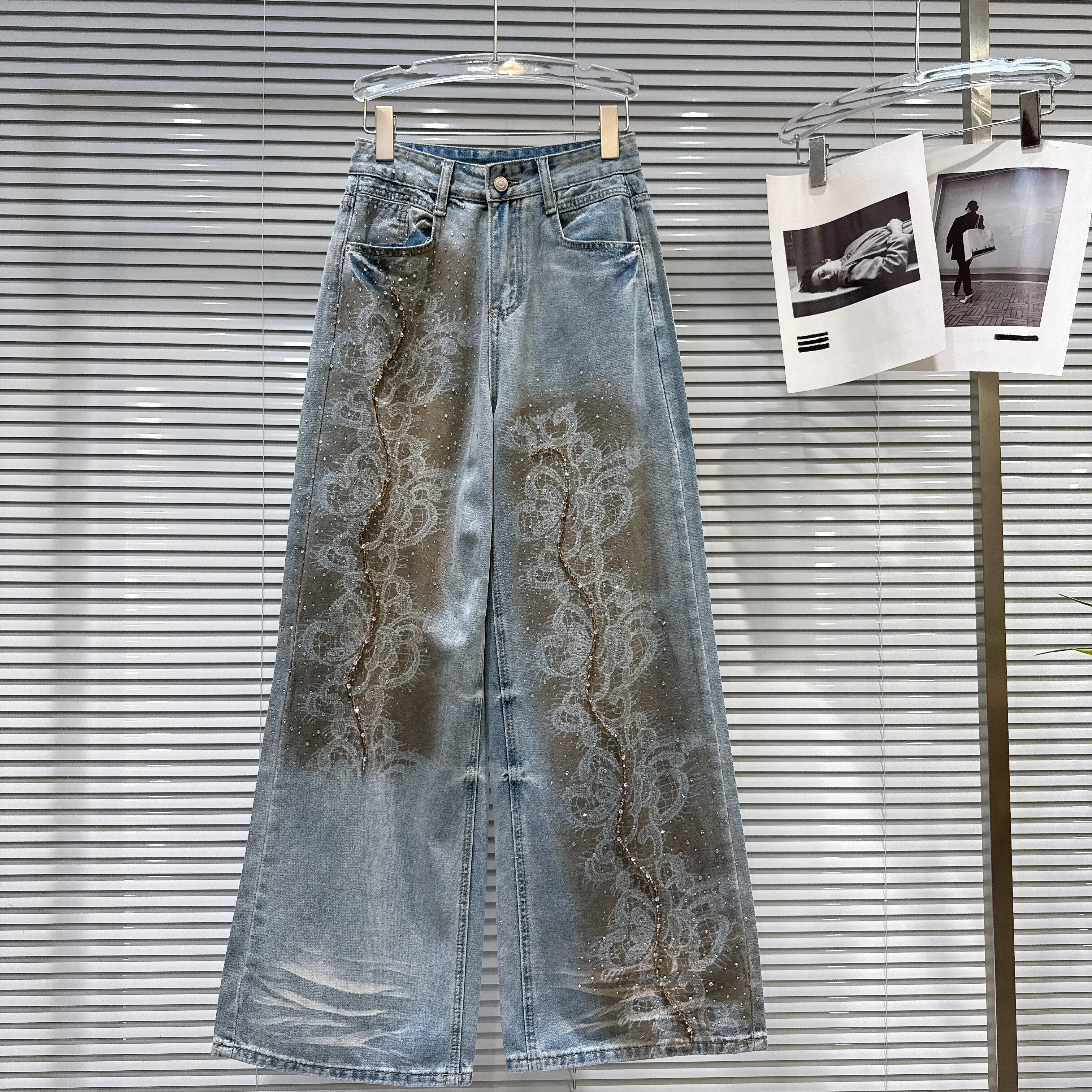 

2026 Spring New Street Style Hot Girl Distressed Tie-dye Wide-leg Jeans with Rhinestone Embellishments