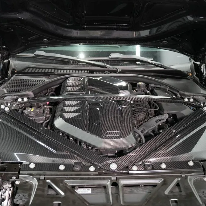

Suitable for BMW G87 M2/G80 M3/G82 G83 M4 carbon fiber, engine compartment three-color balance bar