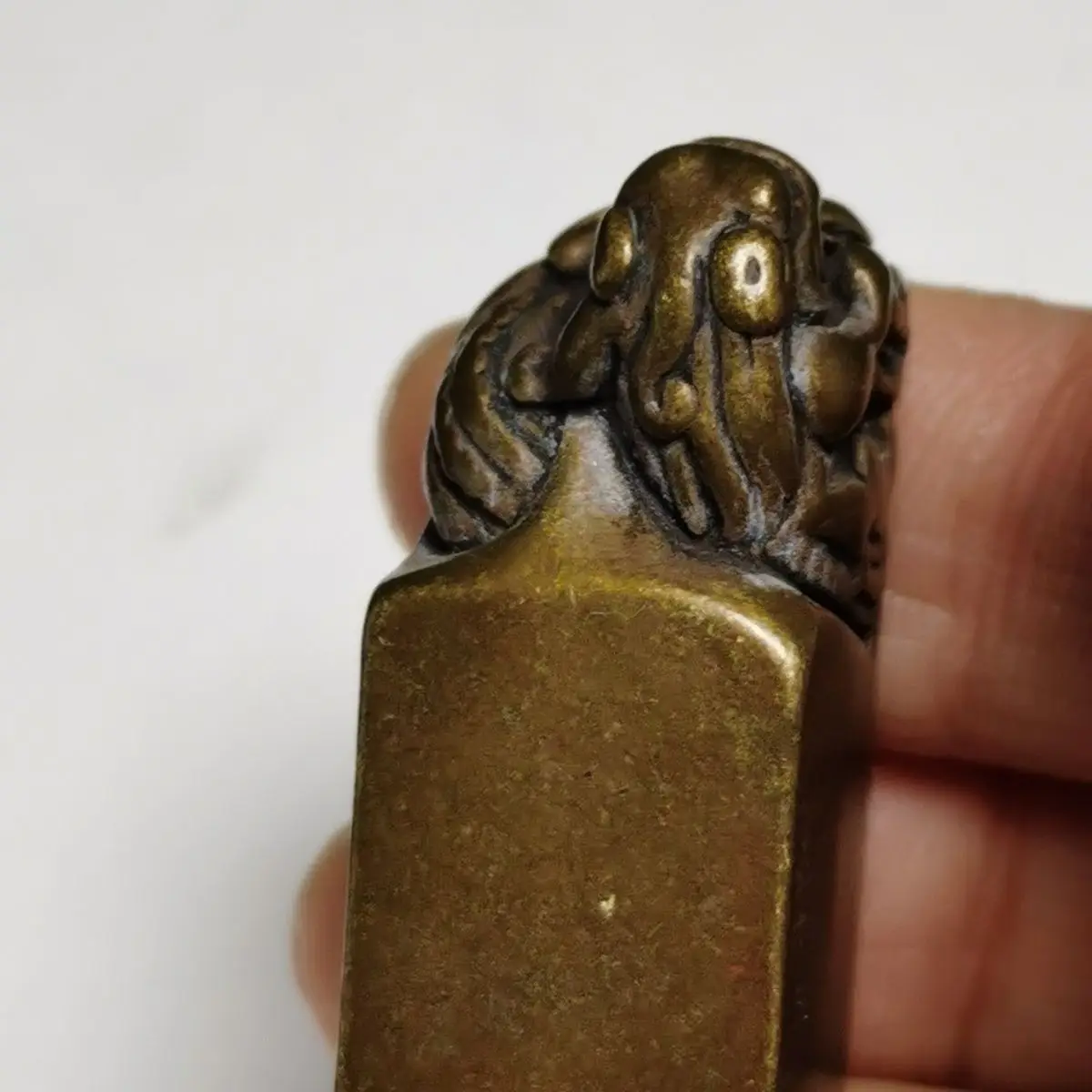 Two lions playing Seal Stamp Statue Sculpture Figurines Home Garden Decoration Statues