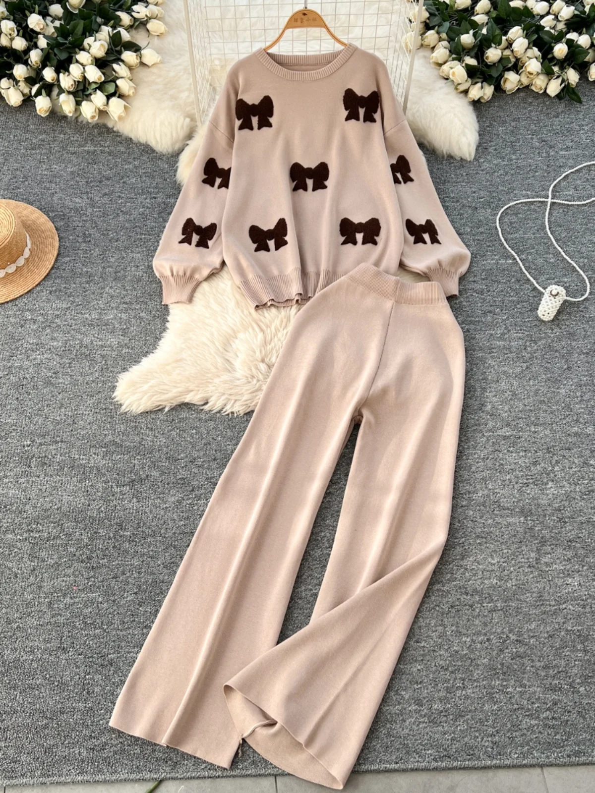 

Autumn Winter Two Pieces Set Women Bow Embroidery Round Neck Knitted Sweater And High Waist Straight Wide Legs Pant Suit Popular