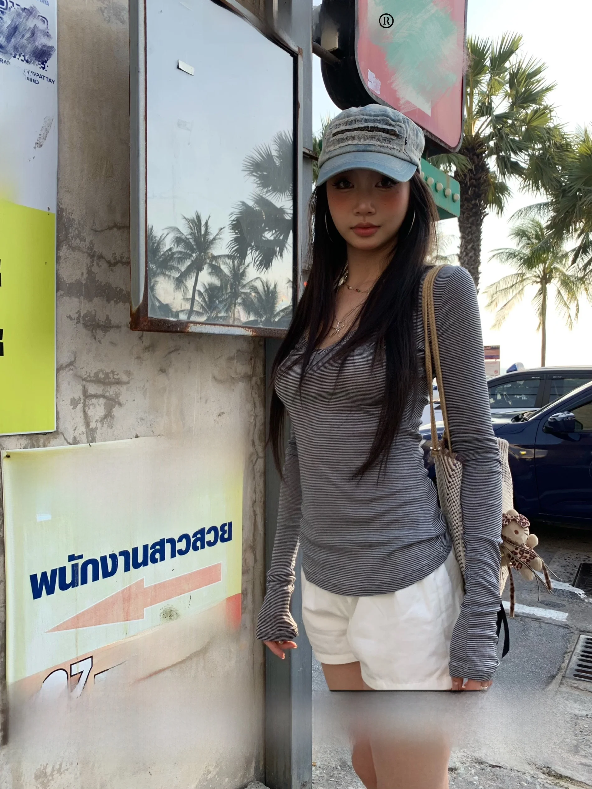 

Fortunee Early Spring 2026 Women's Slim Fit Long Sve T-irt V-Ne Striped Thin Base irt Moisture ng Commute Sle