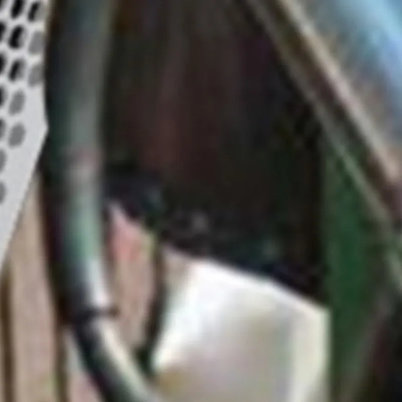 لسوزوكي VL800 VL 800 الدخيل C800 2005-2024 VL800 الدخيل VOLUSIA 2001 2002 2003 2004 دراجة نارية شبكة المبرد غطاء حماية