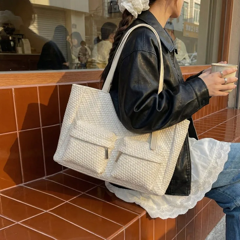

Elegant Trendy Unique Diaper Bag: Women's Crossbody Bag, Designer Leather Tote With Solid Color And Original Paris Flair
