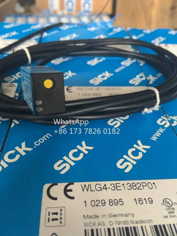 New Original SICK Photoelectric Sensor WLG4-3E1382P01