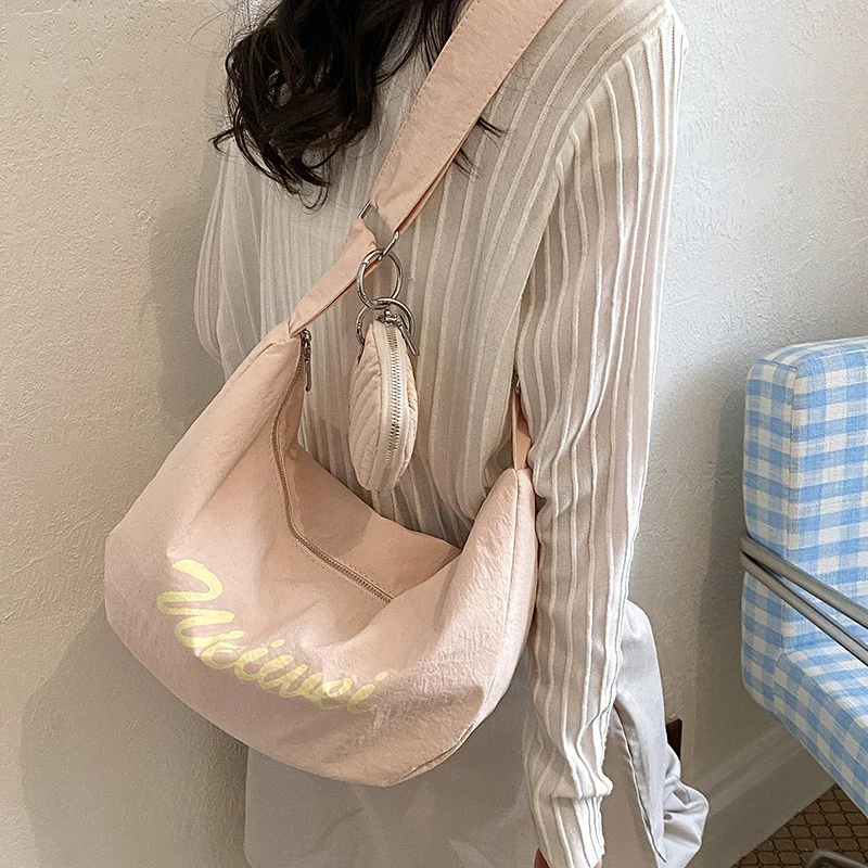 

Korean Style Minimalist Large Capacity Canvas Tote Bag Women 2026 New Casual Commute Versatile Single Shoulder Dumpling Bag