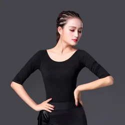 Top aderente latino a mezza manica in rete elastica nera T-shirt moderna per pratica di danza sociale di flamenco Top da ballo all'ingrosso