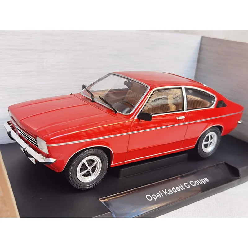 

MCG 1/18 OPEL Kadett C Coupe Alloy Car Model