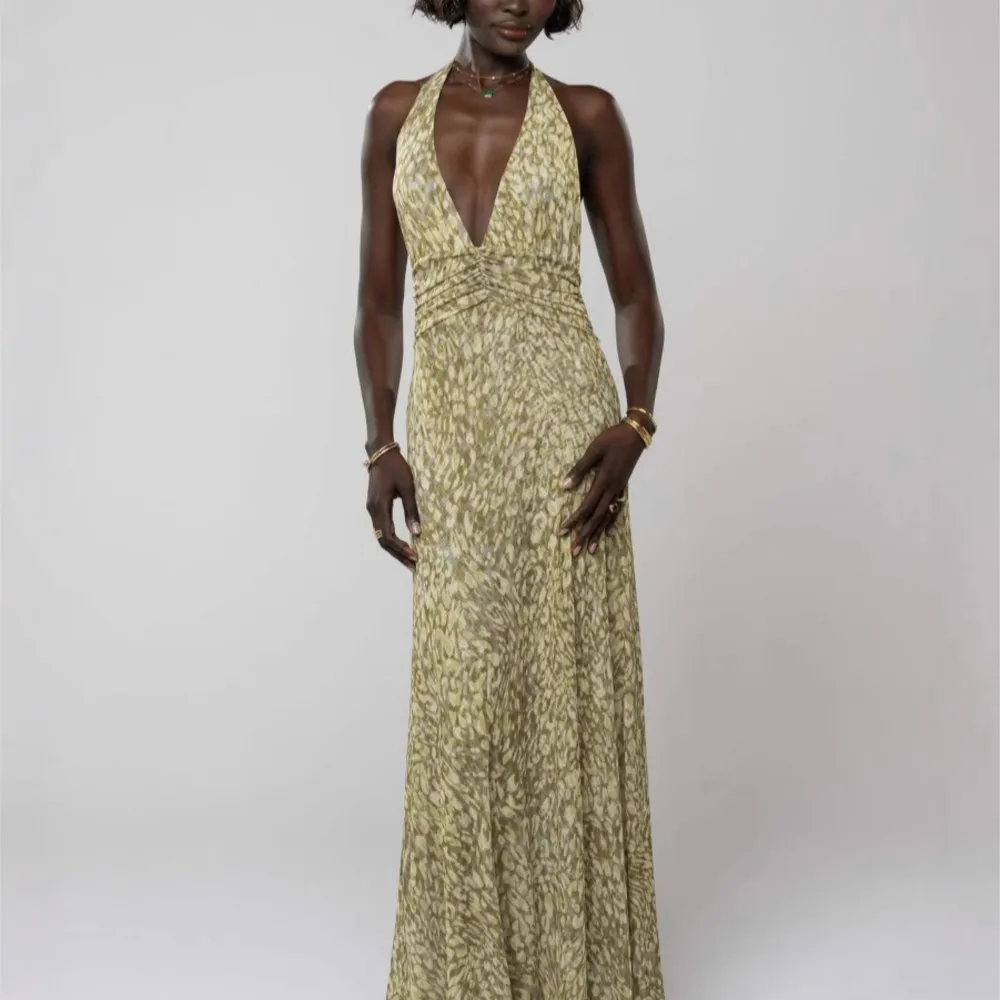 Sexy Long Dress Spring Summer Bohemian Style Sleeveless Strappy Halter Neck Deep V-neck Backless Printed Backless Ruffle Dresses