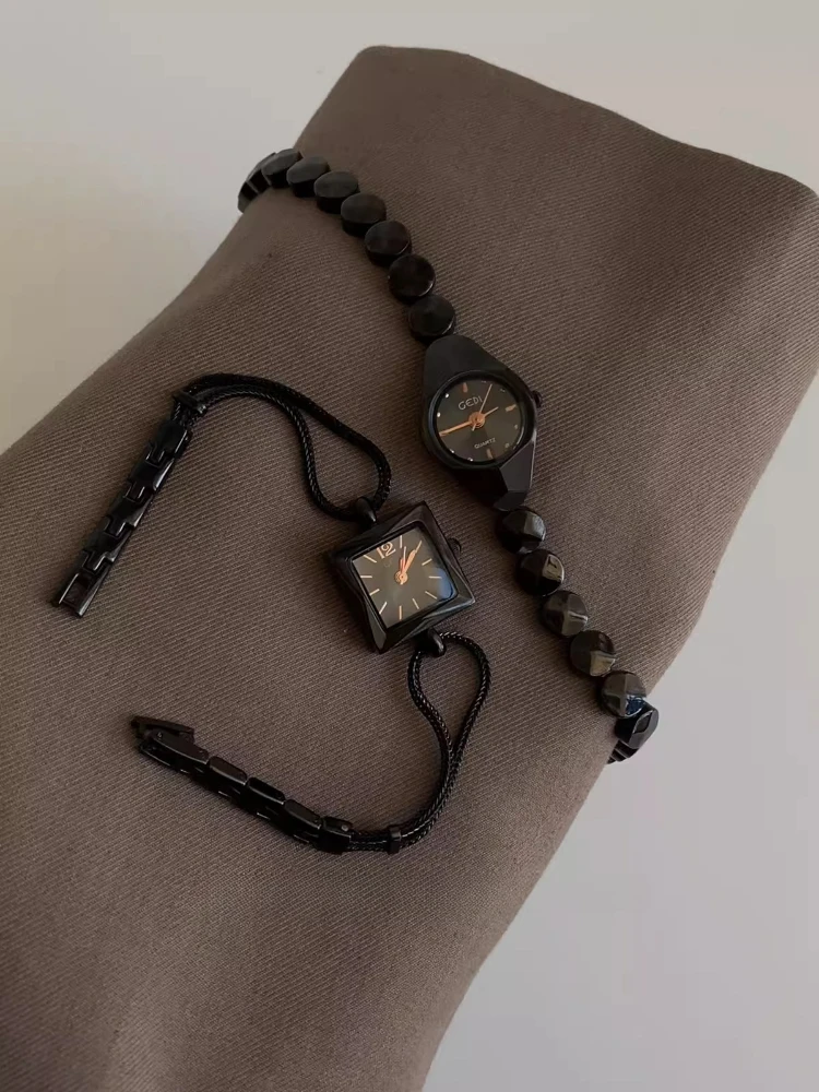 Women's Quartz Watch Premium Obsidian Series Fashion Ladies Watch Waterproof Chain Suitable for Small Wrist