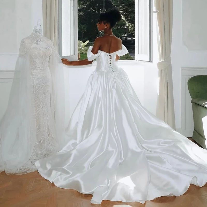 فساتين زفاف Eightree بيضاء على شكل حرف a على شكل قلب بدون أكمام مشد خلفي فستان الزفاف للنساء فساتين حفلات الزفاف حسب الطلب