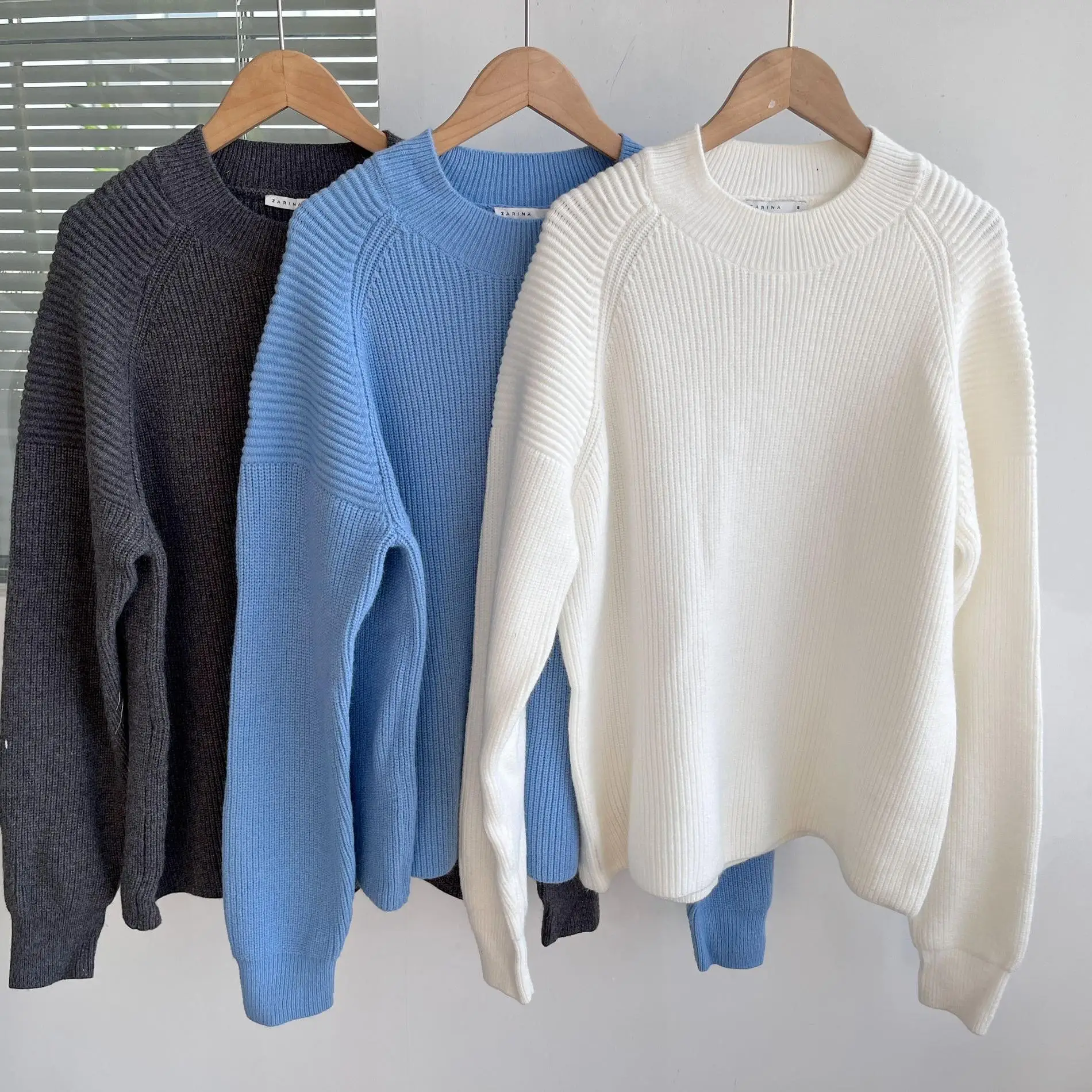 

Свободный трикотаж круглый Ne Base irt Женский Гонконг Sle Winter New Lazy Faion H Simple Commuter Versatile Crew Ne K...