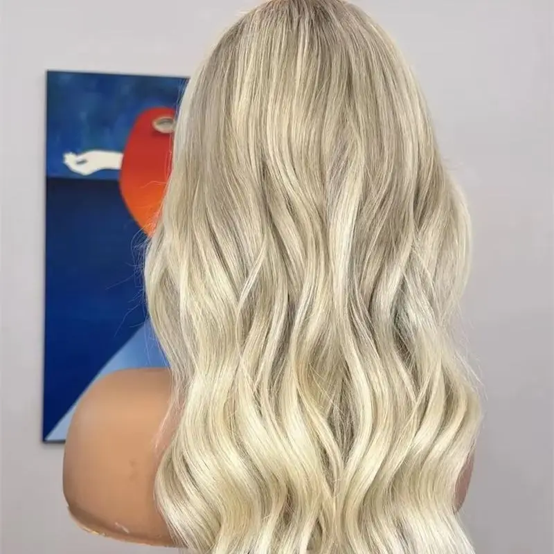 13x4 Frau Perücken Ombre Hellblonde Synthetische Spitze Front Perücke Lose Welle Perücke Natürlichen Haaransatz Cosplay Täglichen Perücken für Frauen 20 Zoll