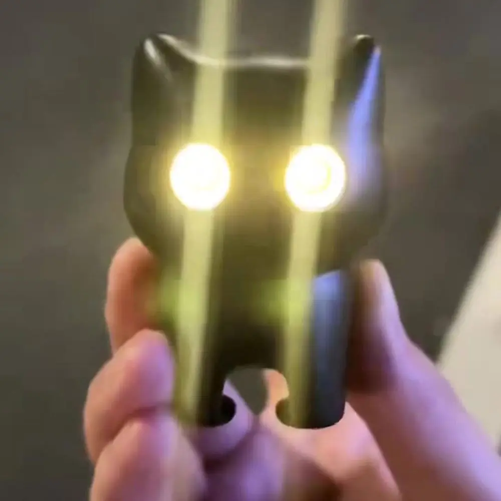 Luminous Black Cat Sounding Keychain Stress Reliever Screaming Glowing Cat Pendent Cat Backpack Pendant for Friend Birthday Gift