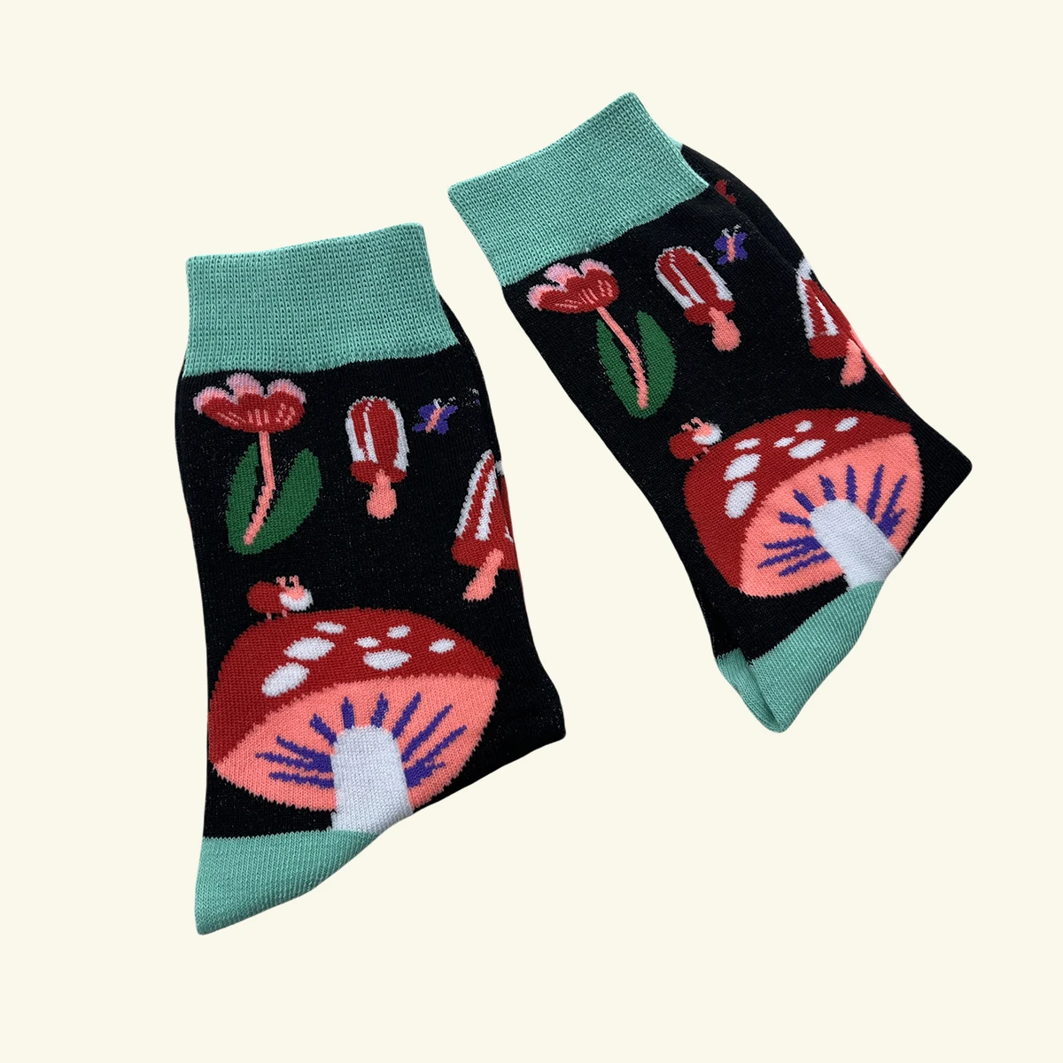 1 Pair Women\'s Flower Mushroom Pattern Mid-calf Socks Suit In All Seasons For Daily