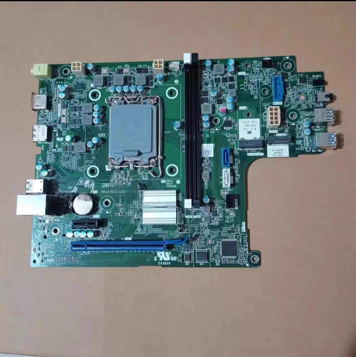 DELL Vostro3710 Main Board Supports Intel 12th Generation CPU 0HRFMR 072TMP