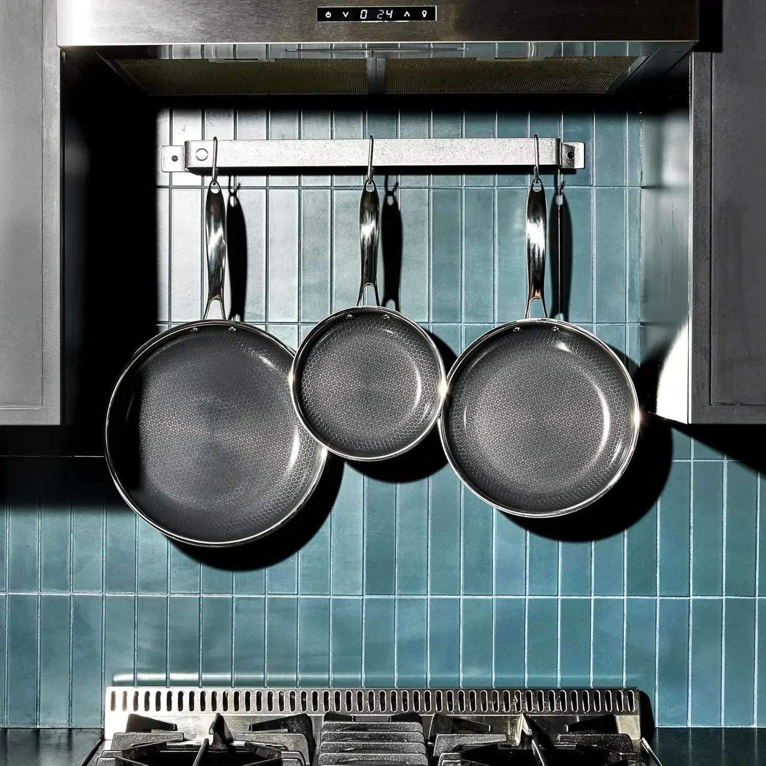 Hybrid Nonstick 6-Piece Frying Pan Set, 8, 10 and 12-Inch Frying Pans with Tempered Glass Lids, Stay-Cool Handles, Dishwasher an