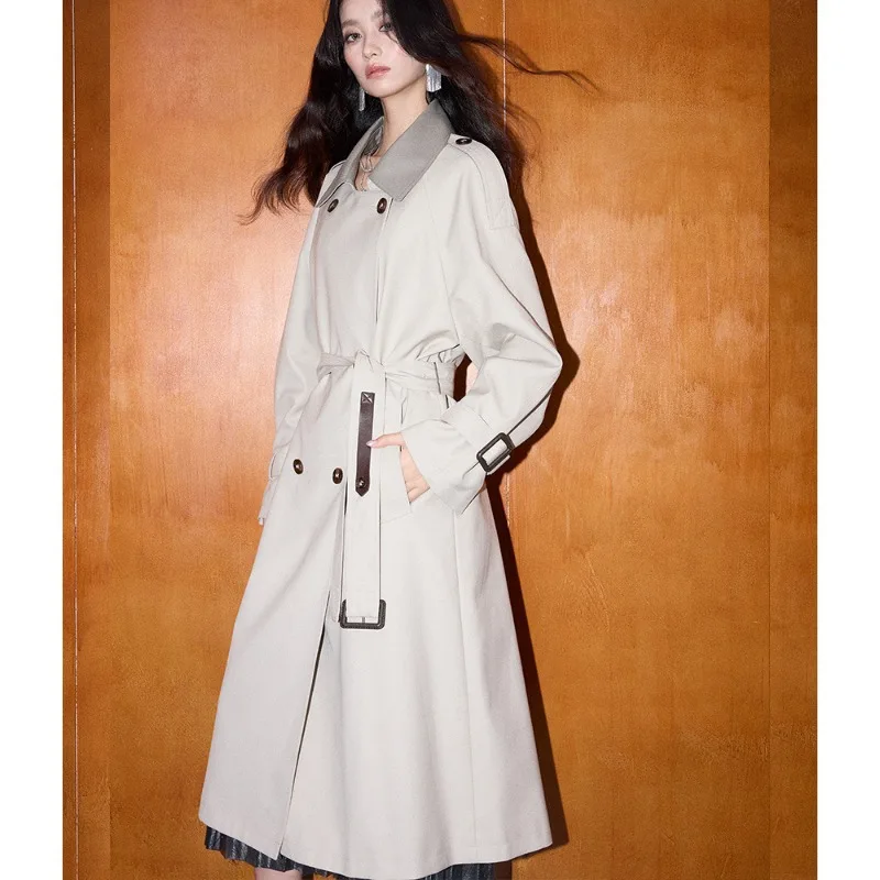 Otoño nuevo clásico moderno Retro estilo británico versátil franjas de diferente color de longitud media gabardina suelta mujeres de moda y único