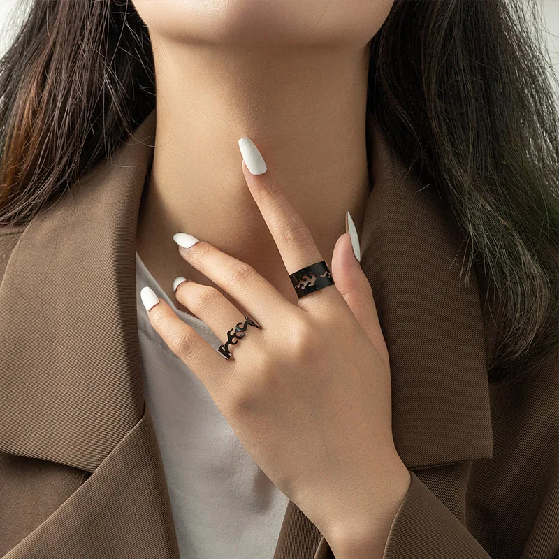 Black ring combination design sense niche simplicity personality trend leaf butterfly hollow moon love couple ring