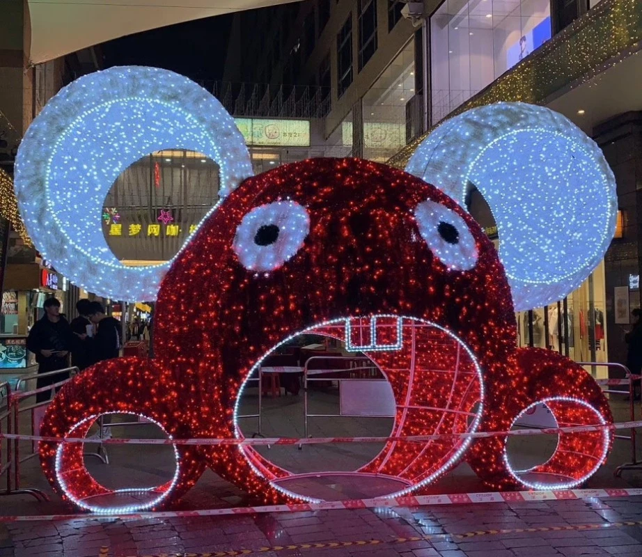 Customized 3D LED Outdoor Lighted Display Large Christmas Arch Ball Motif Lights for Street Park Holiday Decoration Supplies
