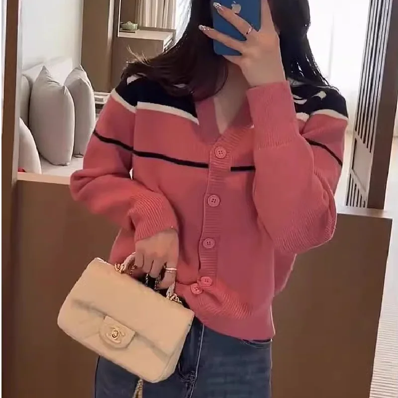 厚手の冬の女性のニットセーターオーバーヘッドスタイル V ネック長袖レギュラーフィット秋のファッションシングルピースカーディガン