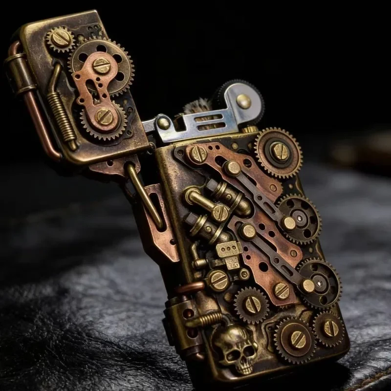 2026  Handmade Brass Steampunk Kerosenes Lighter Train Gear Skull Decor Hinge Heavy Duty Collectible Mechanical Pocket Lighter