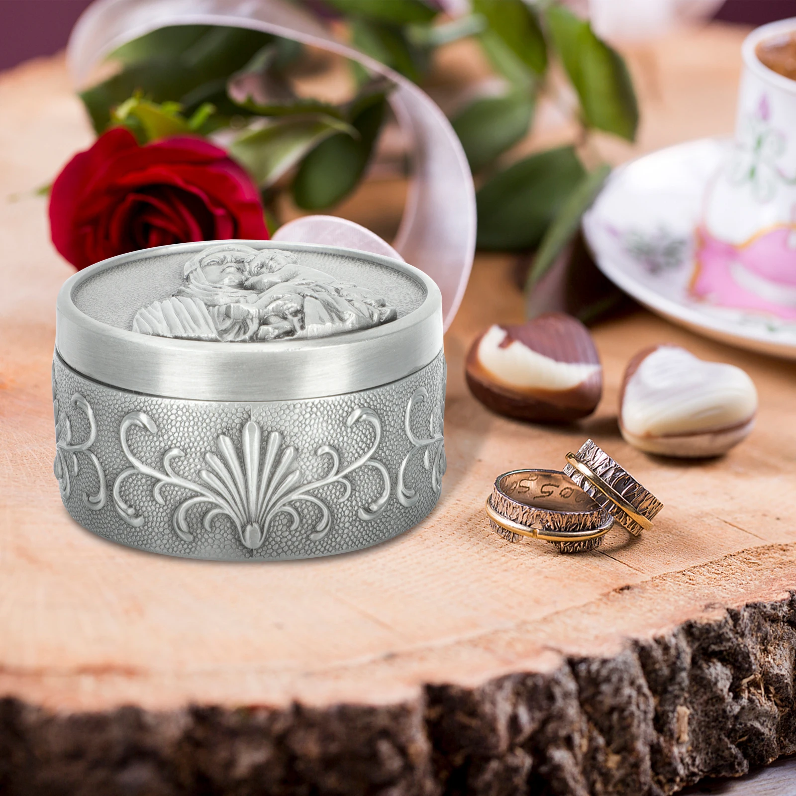 

Retro Jewelry Storage Box Organizer Engraved Pattern for Earrings Rings Necklaces Zinc Alloy Travel Case Round Mini Container