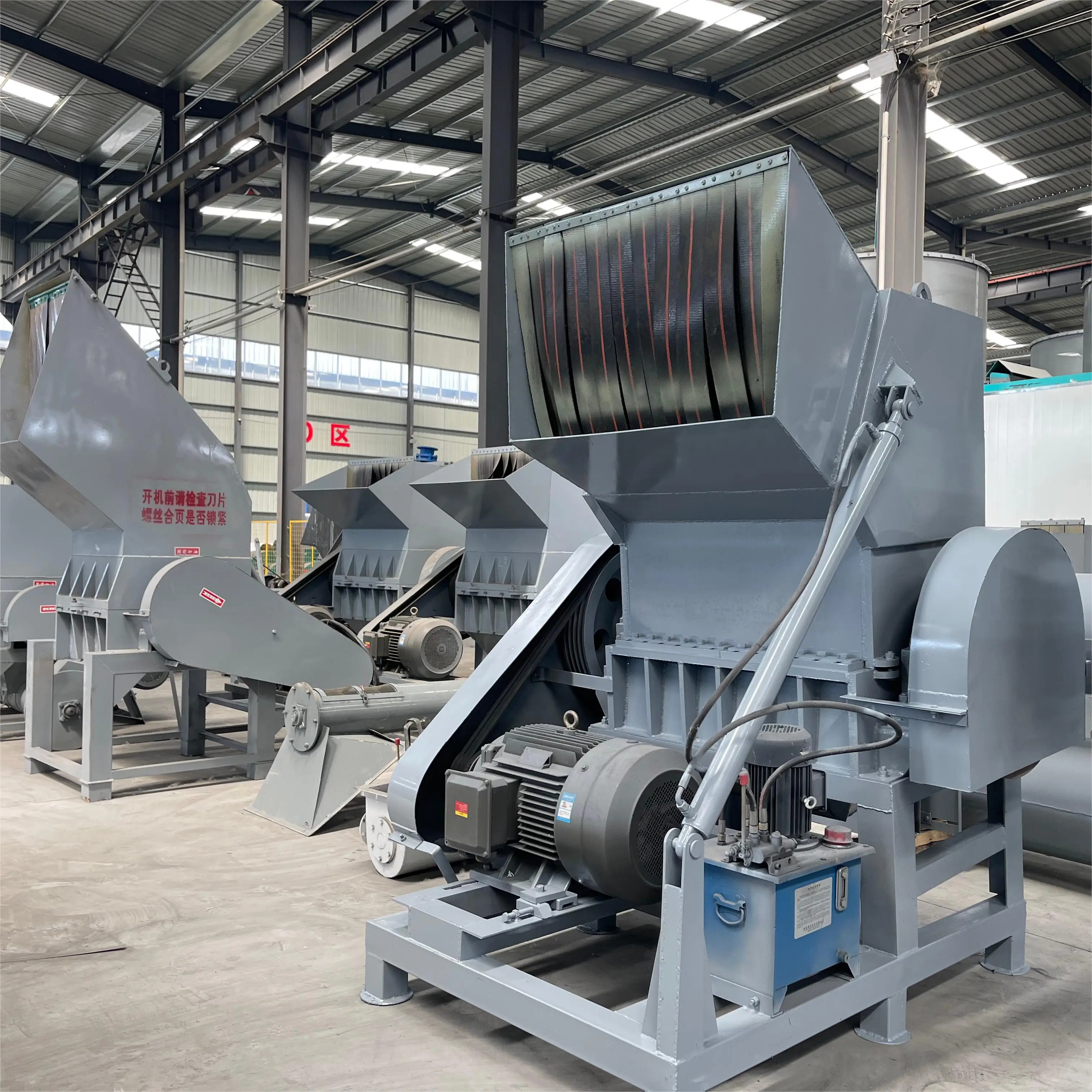 800-1000KG/H CE Certified Plastic Recycling Machine  for Sale PET PP PE HDPE Bottle Plastic Crusher