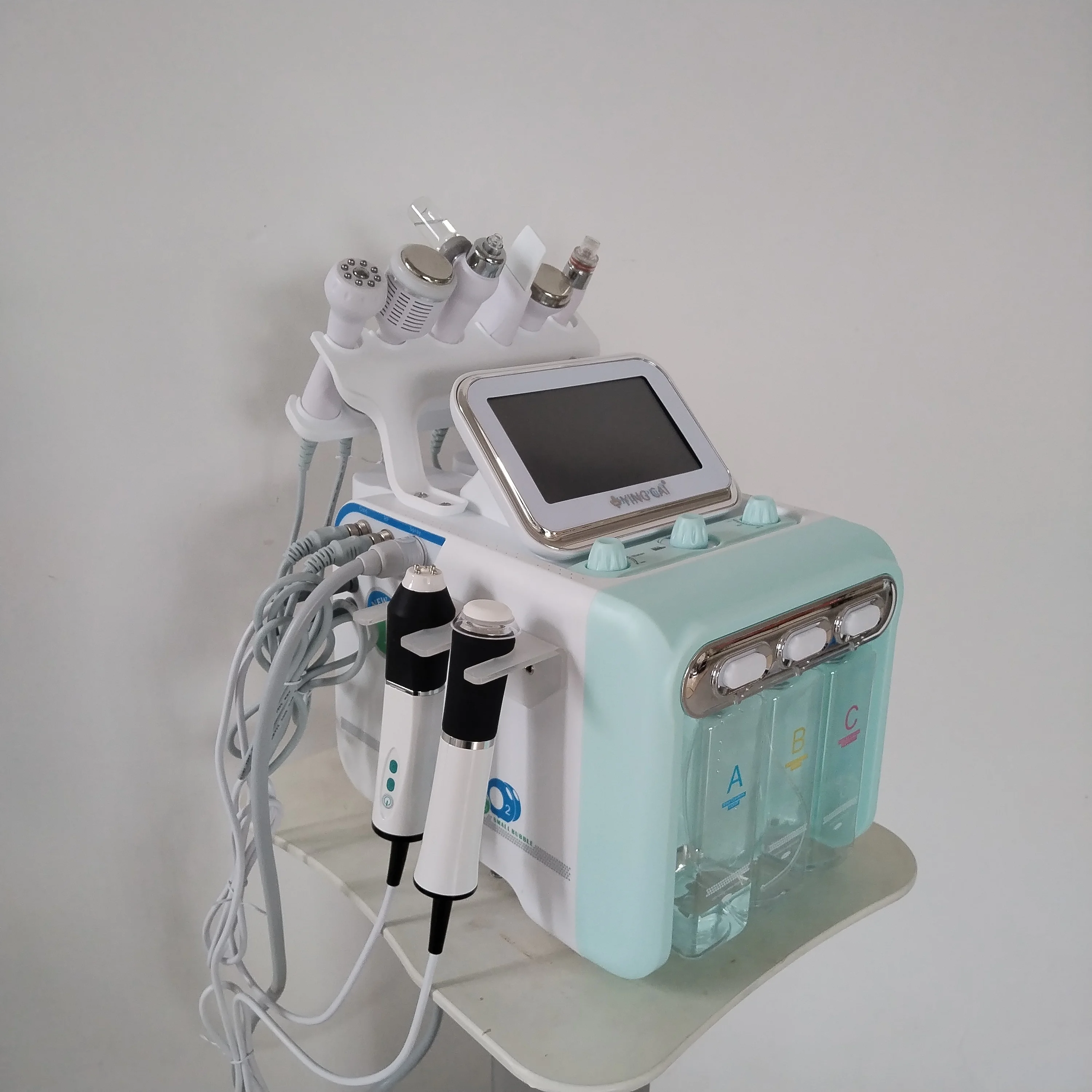 Motore in metallo 8 in1 H2-O2 Hydra Macchina per il viso di bellezza a bolle piccole con detergente per il ringiovanimento della pelle portatile Aqua Peel Rf