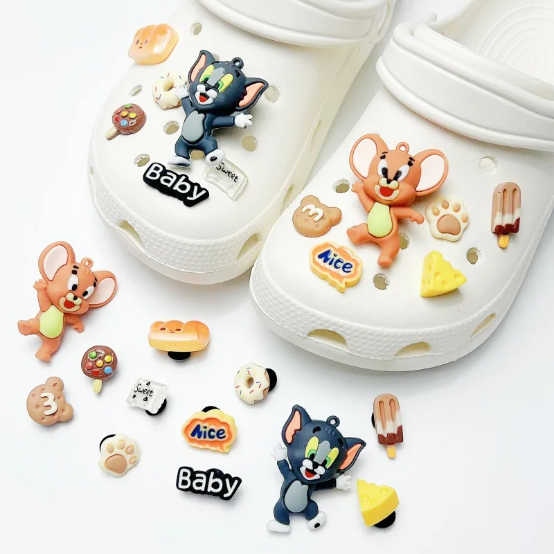 12Pcs 3D Mouse Cartoon Anime DIY  Shoe Charms For Clogs Hole Bubble Slides Sandals Removable Shoe Decoration Accessorie Gifts