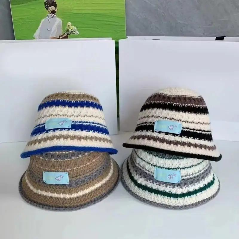 

39BB Casual Fashionable Hat Letter Patterns Hat Versatiles Fashion Accessory for Sun Protecting in Autumn and Winter