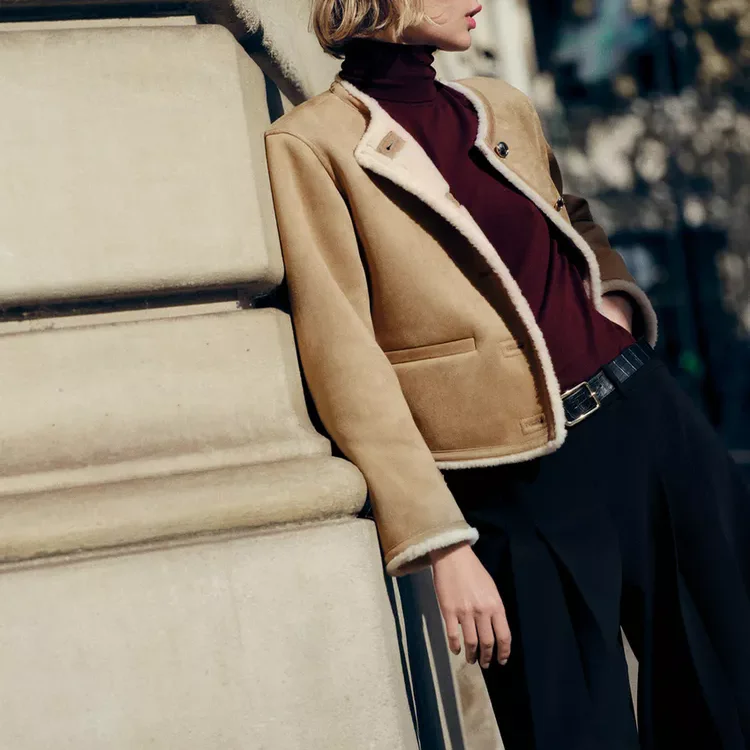 Faionable Double-Sided Jaet Coat with Golden Buttons Autumn Winter New Arrival Women's Loose Fit Polyester Fiber round Ne