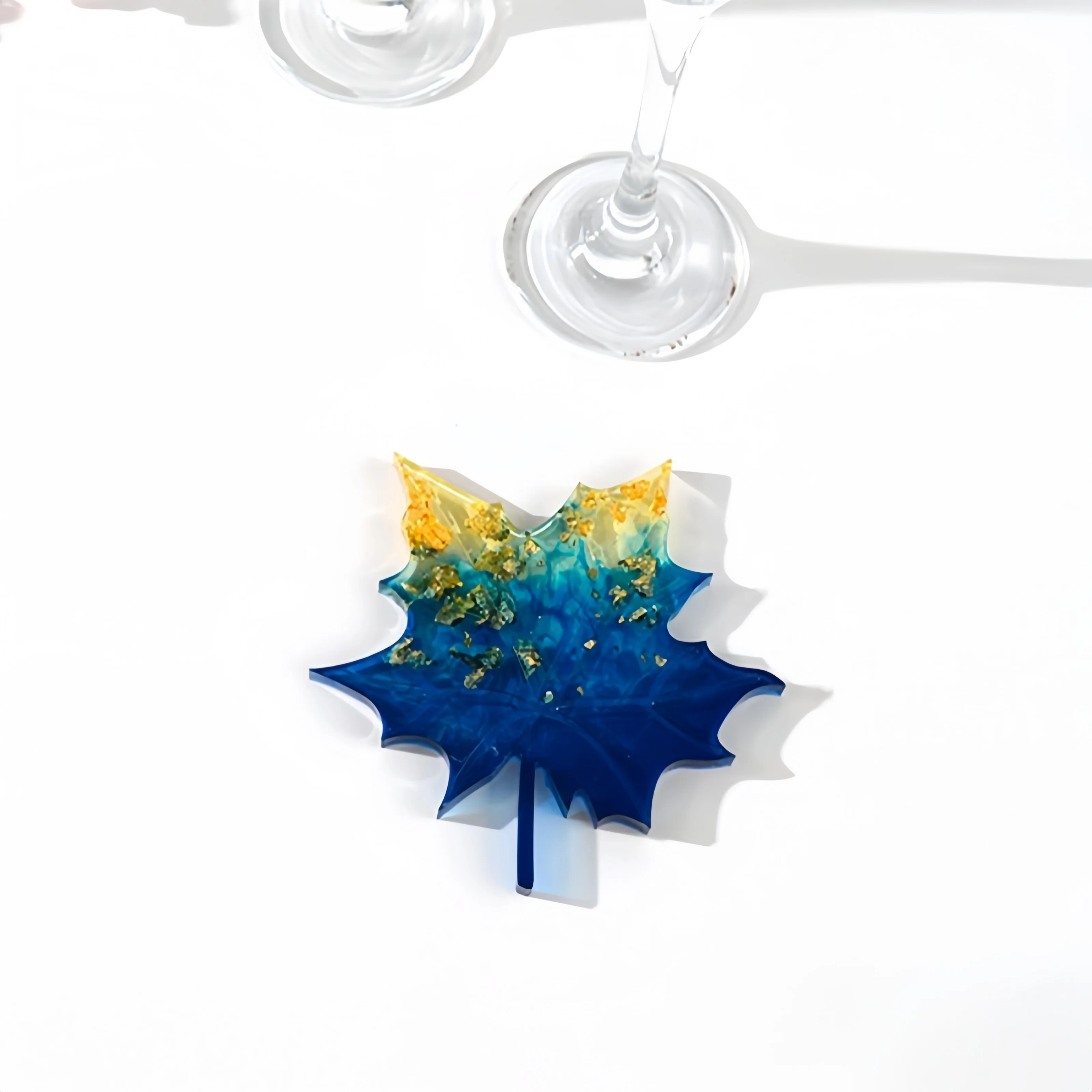 1PC Maple Leaf shaped Silicone Mold, DIY Soap, Candle, Resin Pendant Making, Festival Supplies, Festival Decoration Production view 6