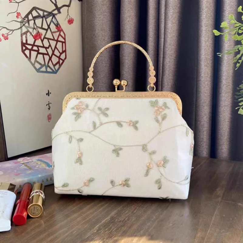 

Vintage Bag Wedding Handmade Bags Shell Lock Hand Bags Embroidery Flowers Women Shoulder Crossbody Bag Chain Women's Handbags