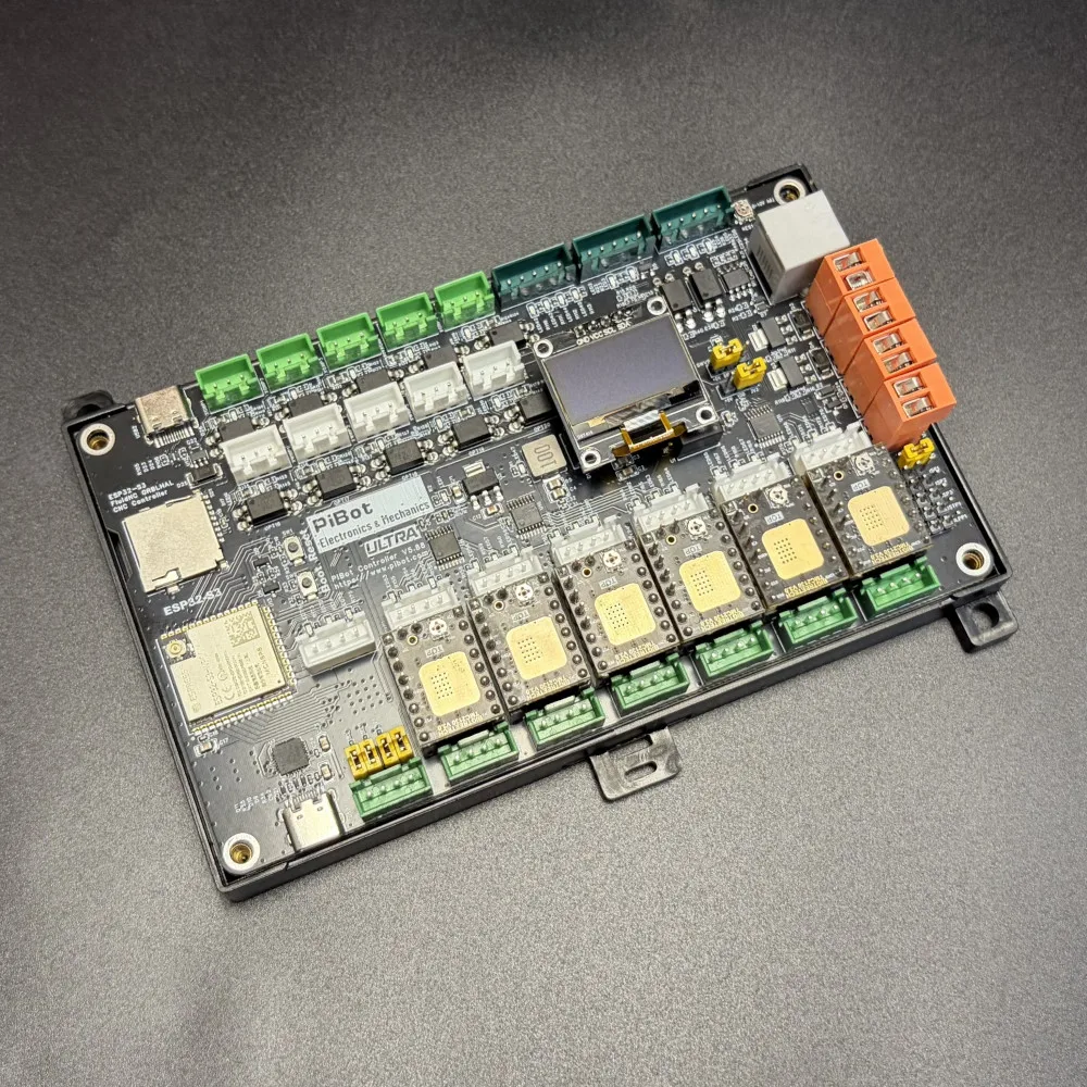 Bild 3: PiBot FluidNC GrblHAL ESP32-S3 6+1 Achsen CNC-Controller V5.88 Ultra