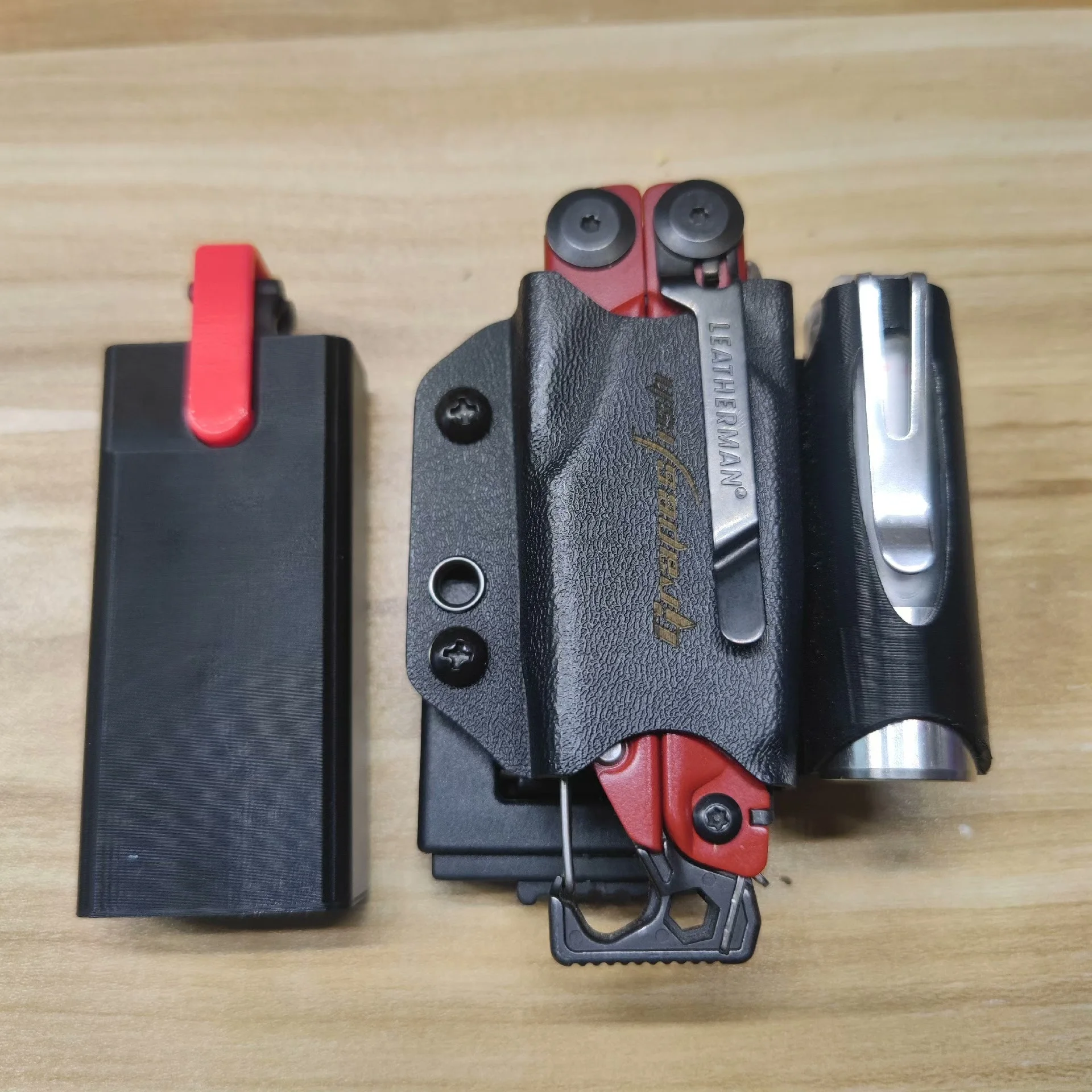 Leatherman 21-Piece…