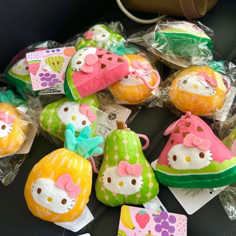 

Summer Kawaii Tropical Rare Fruit Hellokittys Girl Bag Pendant Pineapple Pear Watermelon Plush Doll Keychain Hanging Decoration
