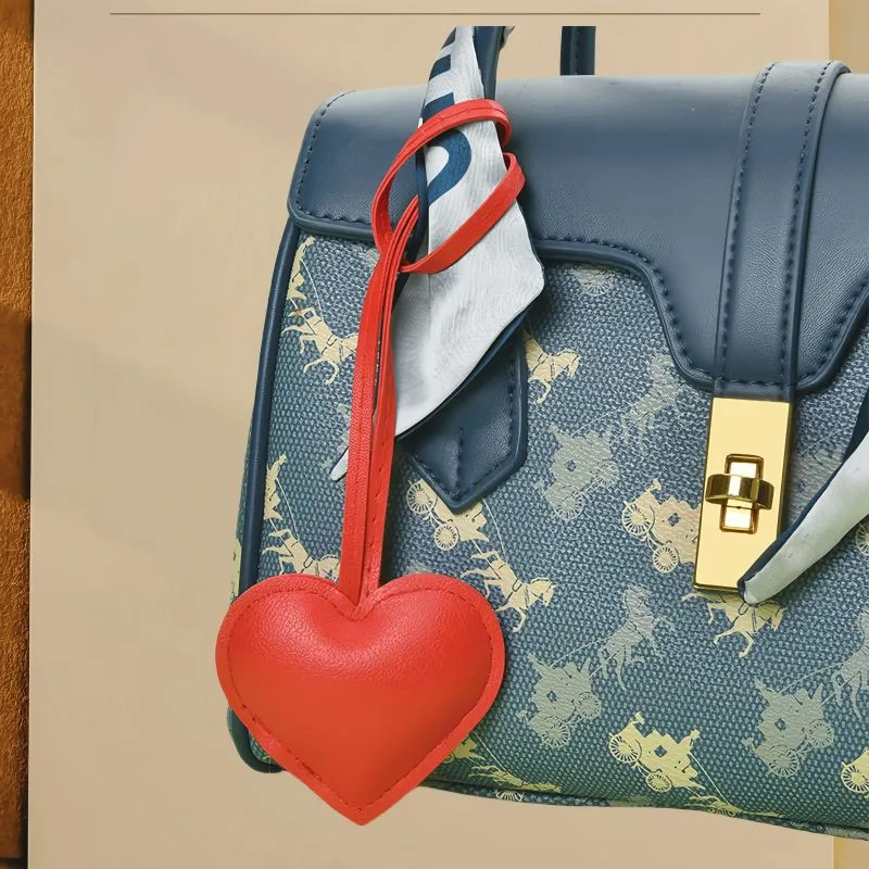 

Модный брелок в форме сердца из искусственной кожи, креативный автомобильный брелок, милая милая сумка, кулон, орнамент, разноцветное сердце, ювелирные аксессуары, подарки