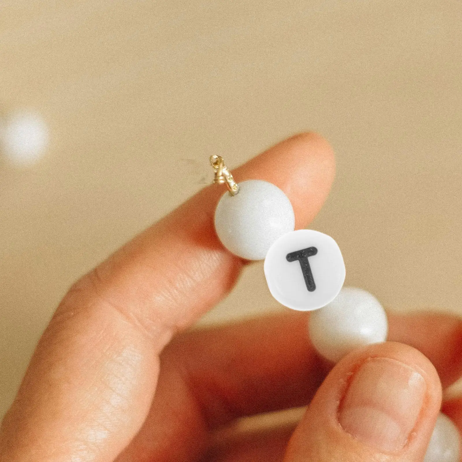 500Pcs Multi-Functional Letter Beads Acrylic Plastic Beads for DIY Bracelets Necklace Crafts Bracelet Accessory