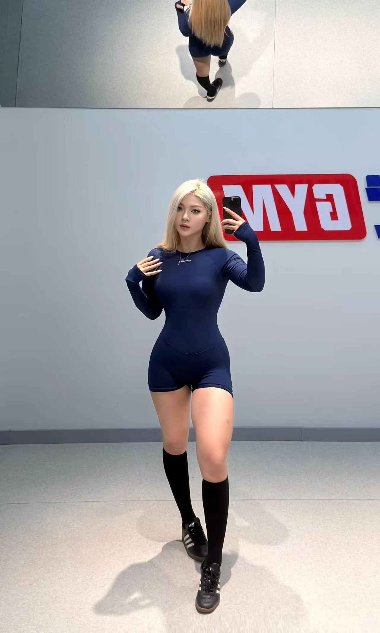 Dneyf  influence Crew Neck Thumb‑Hole Long Sleeve Yoga Bodysuit, High Stretch Quick Dry Butt Lifting Fitness One‑Piece Shorts