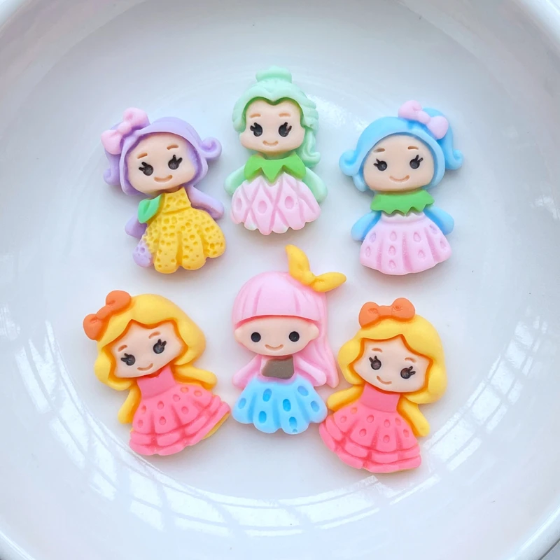 20 Stück neue süße Mini kleine Mädchen Prinzessin Harz Figur Handwerk Flatback Cabochon Ornament Schmuck machen Haar bekleidung Zubehör