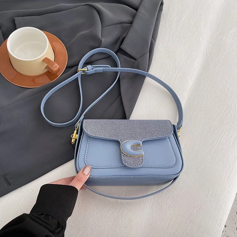 

Luxury Leather Tote Bag With Detachable Pouch - Spacious Work Purse Featuring Modern Minimalist Designer Details