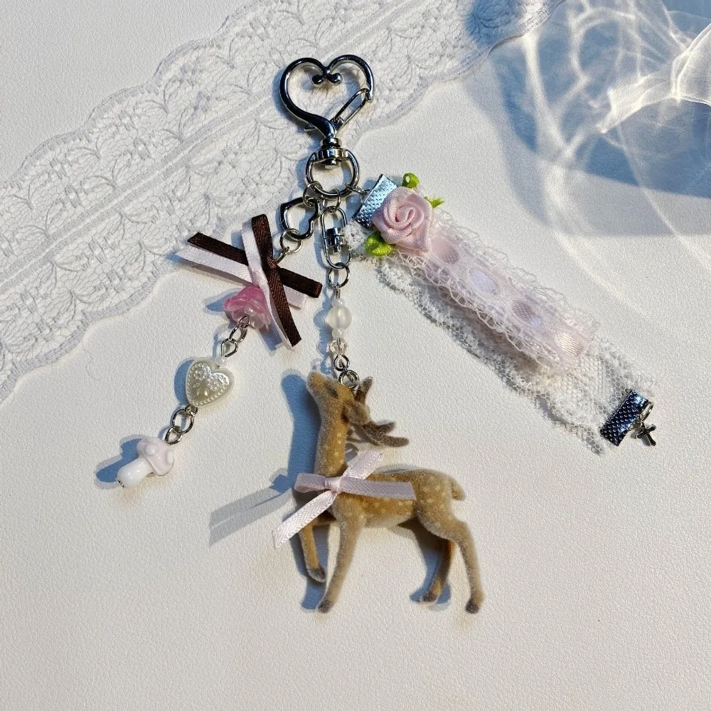Cute Vintage deer keychain Handmade Love Buckle Elk Keychain Korean Style Bag Pendant Christmas Gifts
