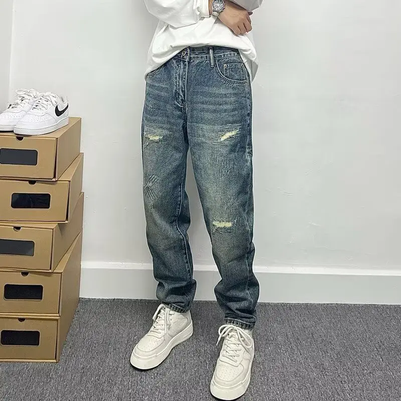 

Синие мужские джинсы в американском стиле с эффектом потертости, свободные прямые брюки с рваными элементами, модный бренд, стильные