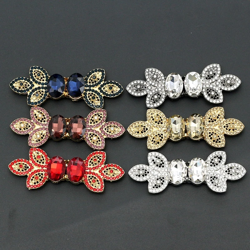 1 Pair Luxurious 6 Colors Cardigan Alloy Sweater Clip for Women Sweater Blouse Shawl Clips Shirt Collar Accessories