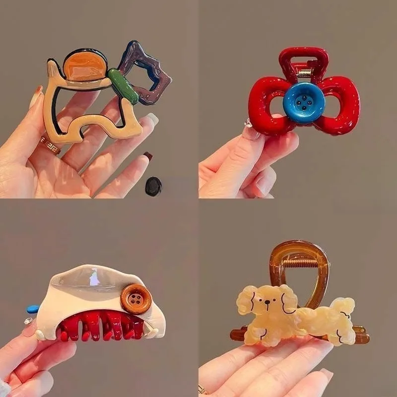 

Ins Cute Cartoon Medium Grab Clip Contrasting Color Hollow Puppy Grab Clip Female Advanced Sense