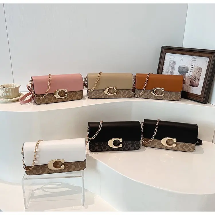 新しいハイエンドのライトラグジュアリーデザイナーメッセンジャーバッグ - 女性向けのファッショナブルで人気があり、持ち運びに便利な通勤スタイル