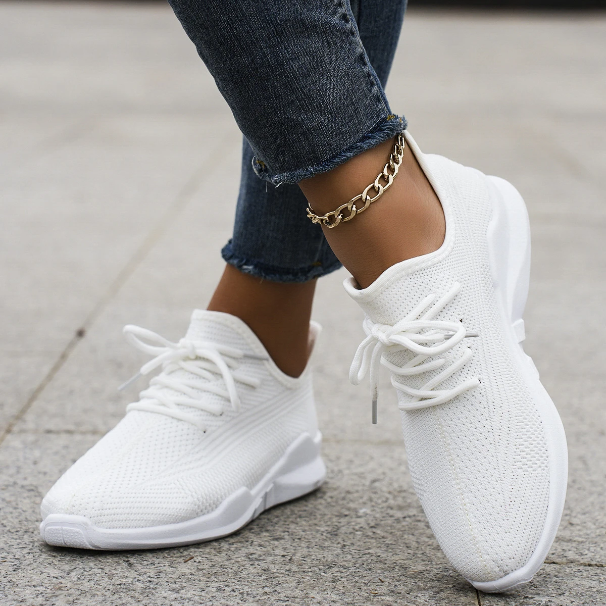 

Women Breathable Mesh Sneakers 2026 Outdoor Lightweight Walking Sports Shoes Woman Lace Up Thick Sole Casual Sneakers Women