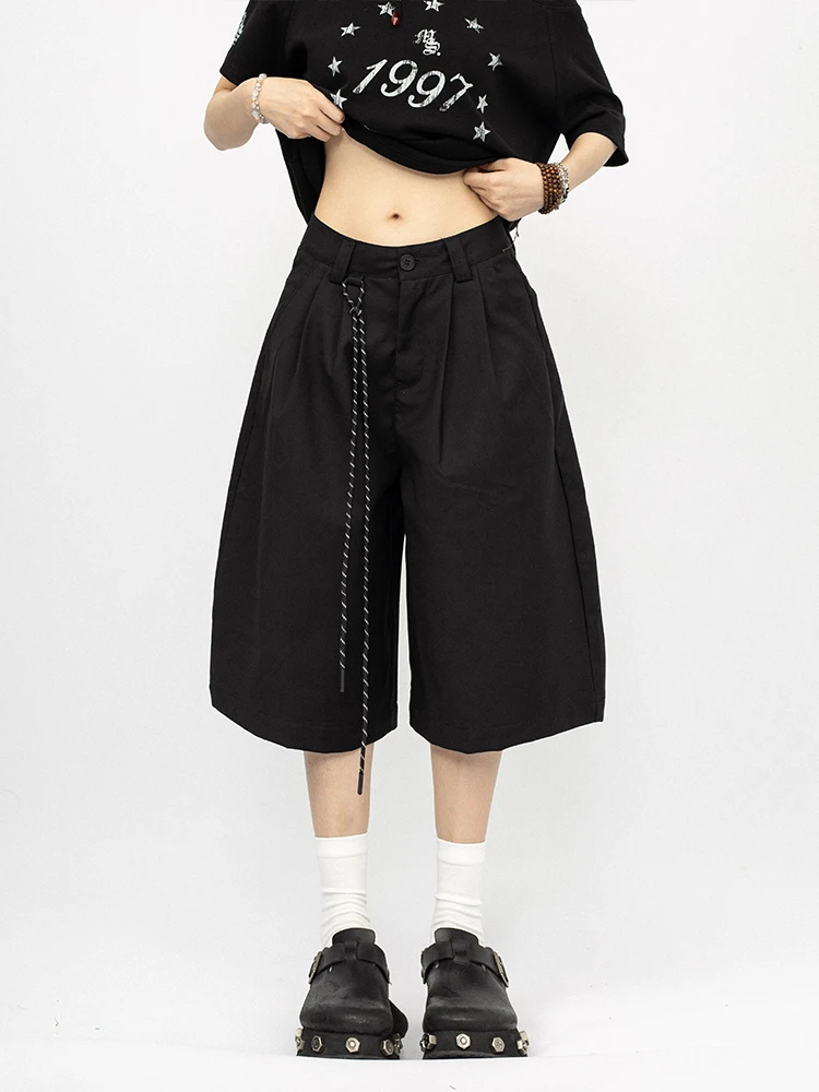 

OCTTFLAB Корейские повседневные свободные брюки средней длины, черные, длиной до колена, в стиле lazy fashion, простой дизайн, смесь полиэстера