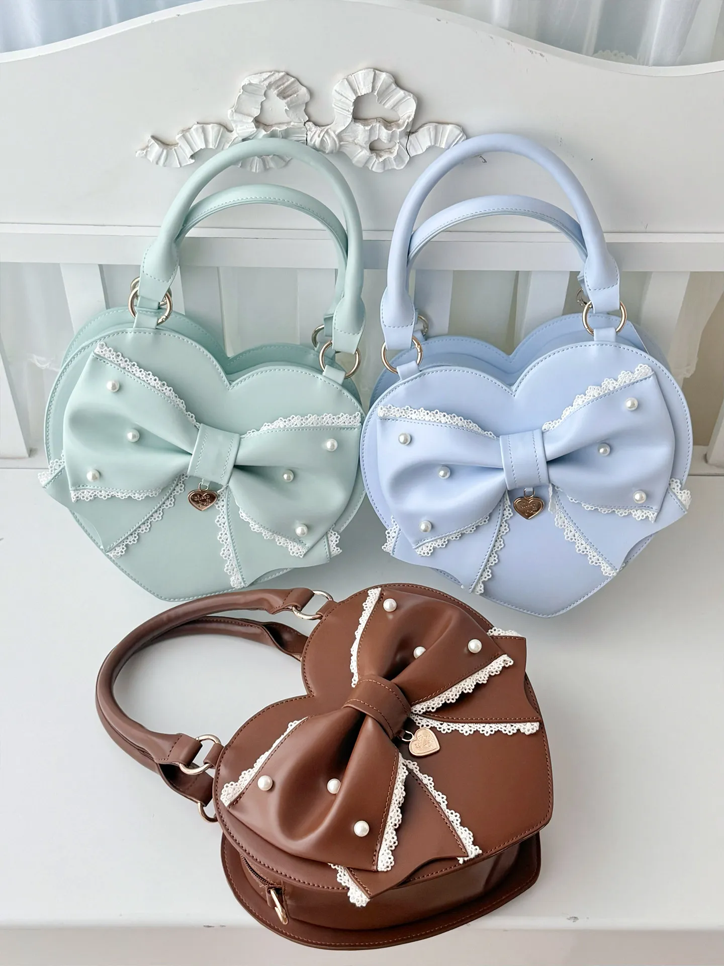 Japanese Original Ancient Sweetheart Lolita Lace Love Bags Female Pearl Lace Handbag Lo Girl Sweet Cute Messenger Bag for Woman